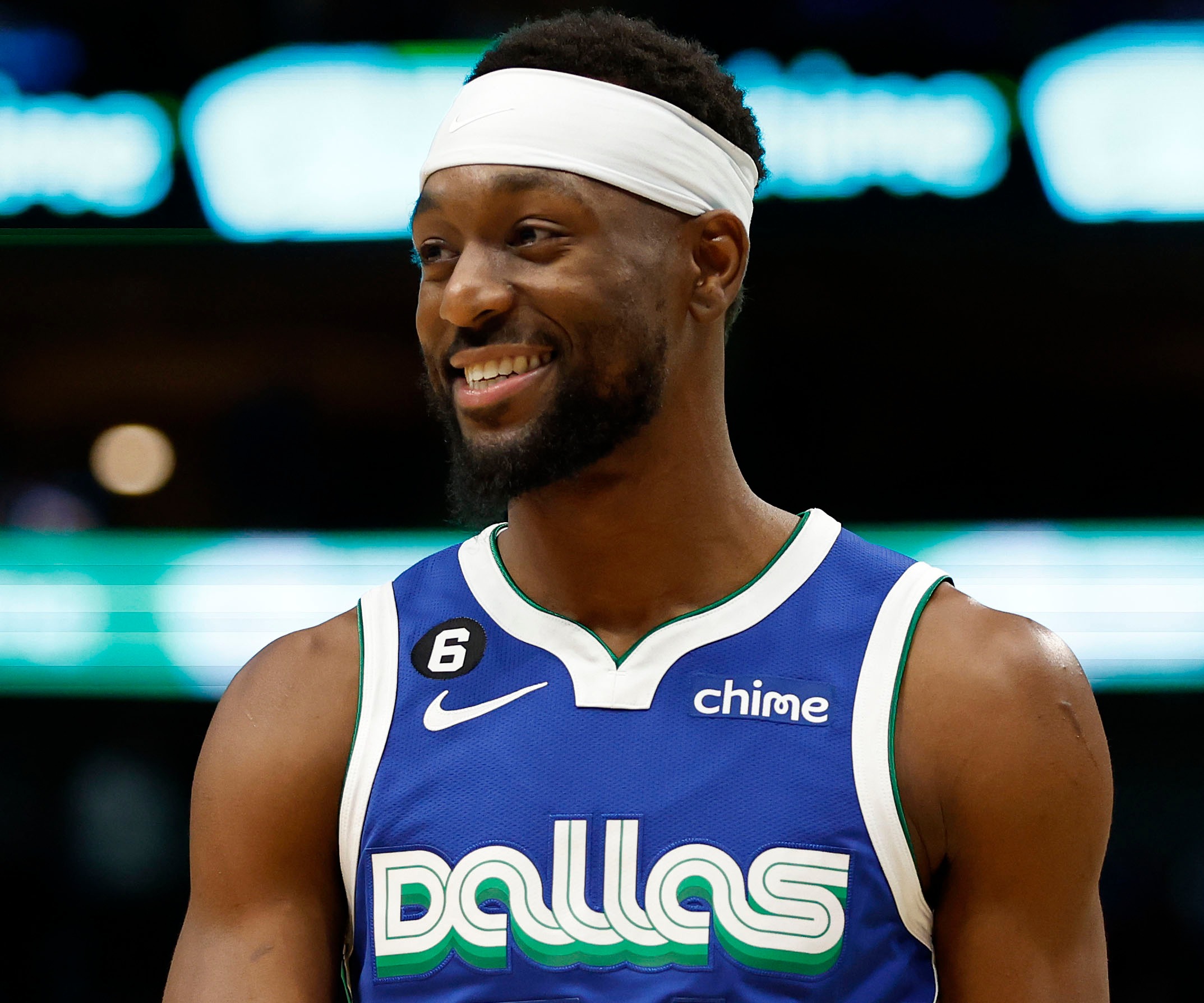 例如在与山 例如在与山