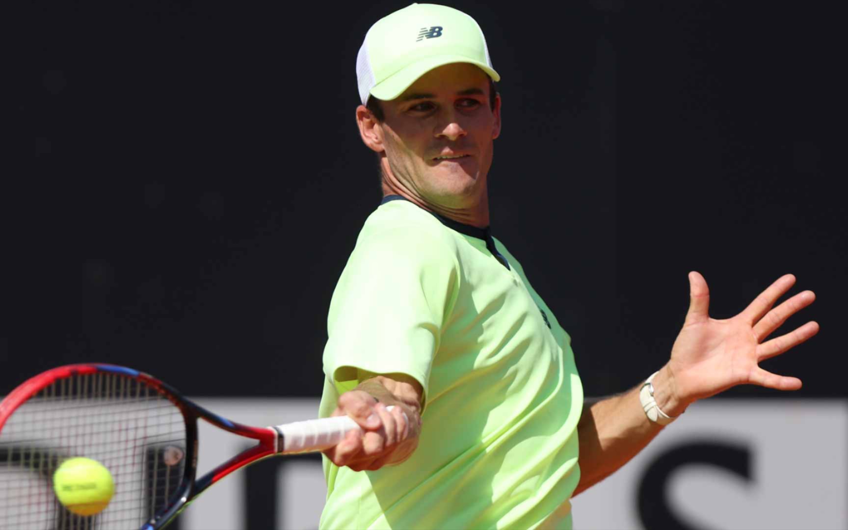 奖杯与队友 奖杯与队友